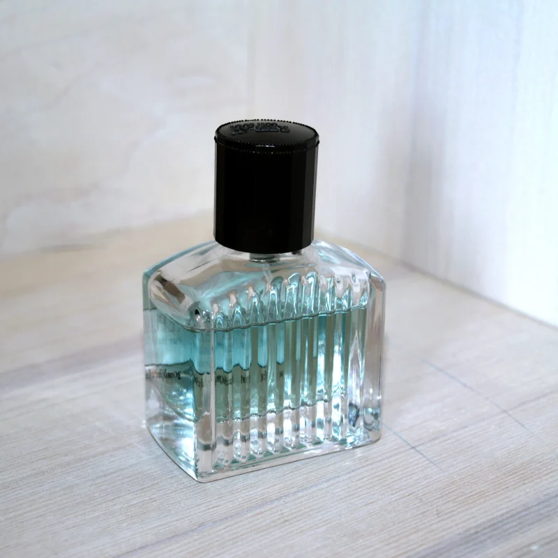 Frasco de perfume de vidrio transparente estilo boticario - Santal 33 de Le Labo México